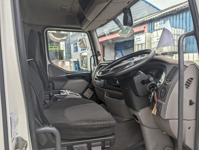 Lot 55 - 2016 (66 Plate) DAF LF 220 FA Curtain-sided Lorry with Tuck-under Tail Lift Euro 6