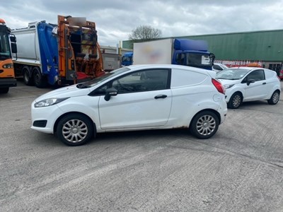 Lot 6 - 2014 Ford Fiesta Base TDCI Car-derived van Euro 5b