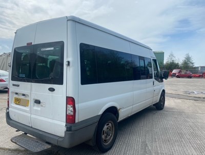 Lot 14 - 2009 (59 Plate) Ford Transit 15 Seater Minibus Euro 4