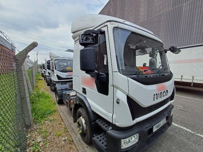 Lot 48 - 2016 (66 Plate) Iveco Eurocargo 120E25P S-A 4x2 Urban Tractor Unit Euro 6b