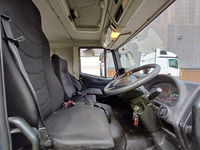 Lot 48 - 2016 (66 Plate) Iveco Eurocargo 120E25P S-A 4x2 Urban Tractor Unit Euro 6b