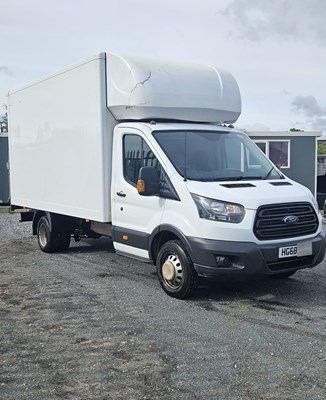 Lot 74 - 2018 (68 plate) Ford Transit 350 Luton Euro 6b