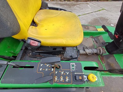 Lot 32 - 2011 John Deere 1545 ride on mower with fastback commercial 62 cutting deck