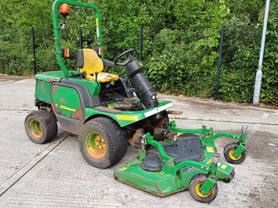 Lot 32 - 2011 John Deere 1545 ride on mower with fastback commercial 62 cutting deck