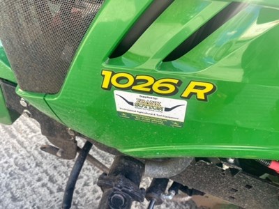 Lot 33 - John Deere 1026 r ride on mower with auto connect 54d cutting deck and mcs580h grass collector