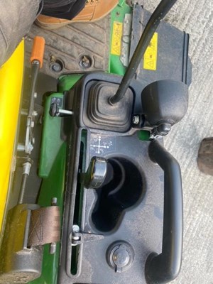 Lot 33 - John Deere 1026 r ride on mower with auto connect 54d cutting deck and mcs580h grass collector