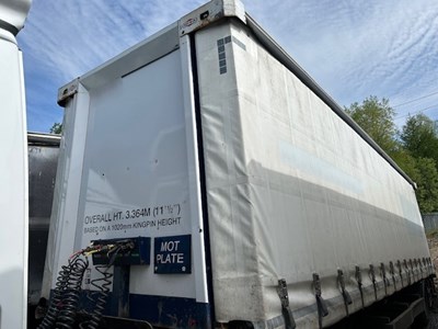 Lot 26 - 2012 Don-Bur Curtainside /Single Axle Trailer