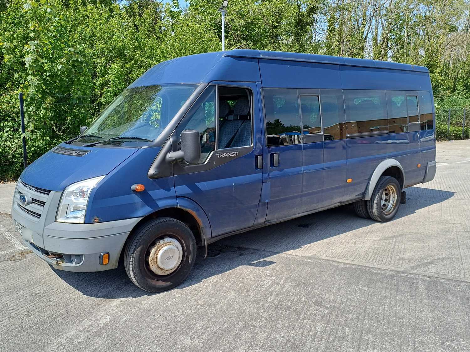 Lot 18 - 2008 (58 Plate) Ford Transit 16 Seater Minibus Euro 4