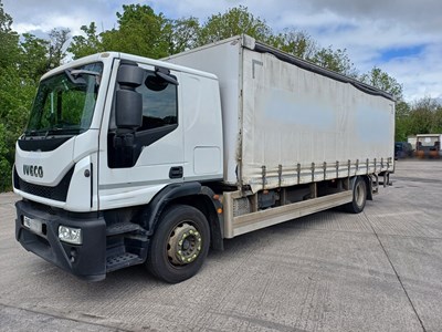 Lot 13 - 2016 (66 Plate) Iveco Eurocargo 180E25P S-A 4x2 Rigid Curtainside Euro 6