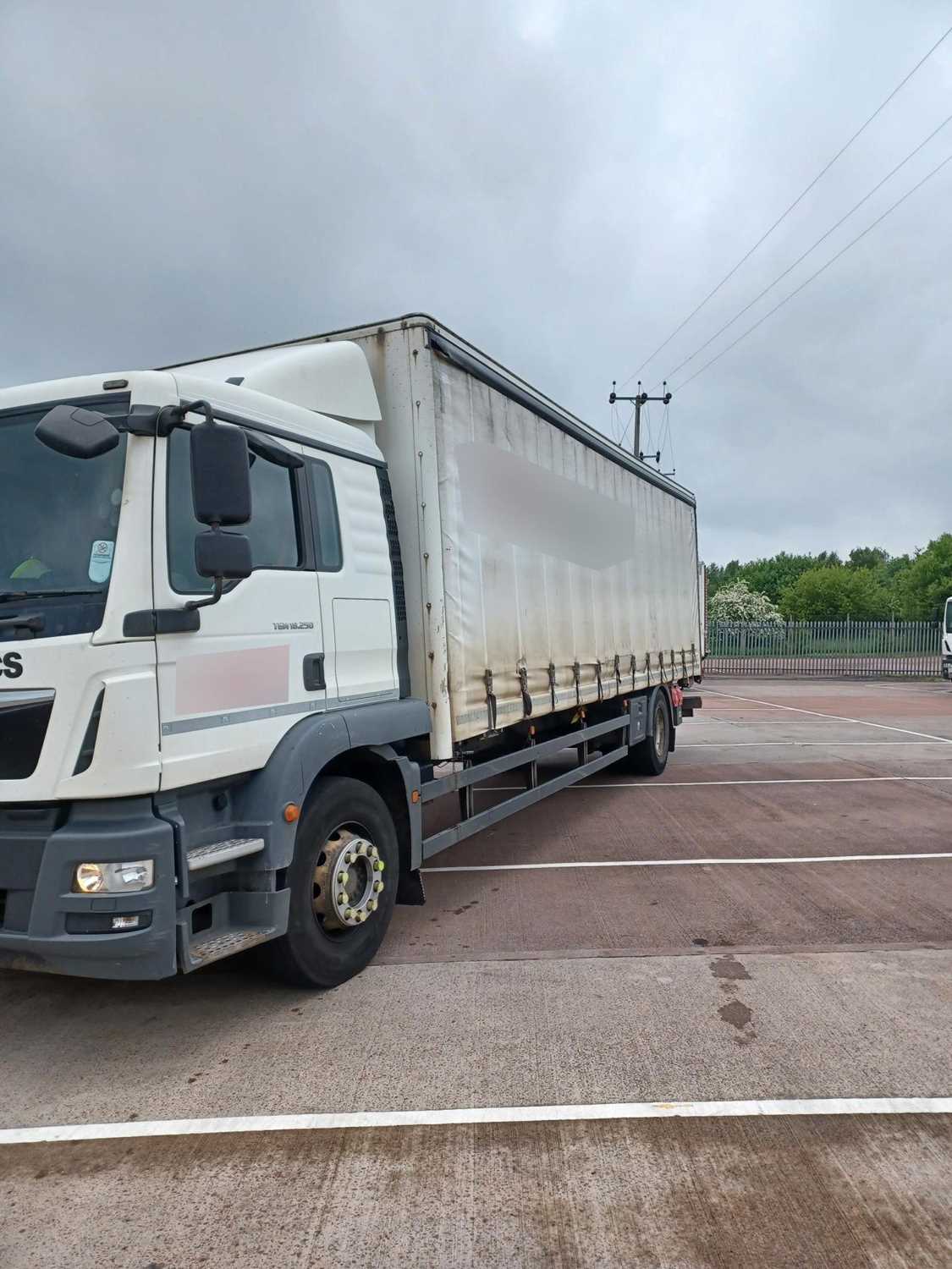 Lot 14 - 2017 (66 Plate) MAN TGM 18.250 4x2 BL 18T Rigid Curtainside Euro 6