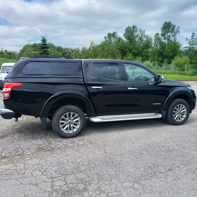Lot 42 - 2017 (67 Plate) Mitsubishi L200 Warrior DI-D Euro 6b