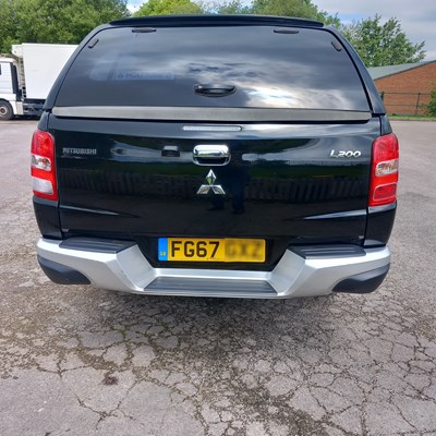 Lot 42 - 2017 (67 Plate) Mitsubishi L200 Warrior DI-D Euro 6b