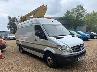 Lot 8 - 2010 Mercedes Sprinter 513 CDI Cherry Picker Euro 4