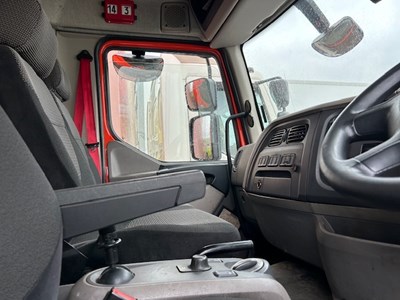 Lot 39 - 2017 (67 plate) DAF LF 230 FA Curtain-sided lorry Euro 6