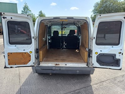 Lot 9 - 2009 Ford Transit Connect T200 L75 Panel Van Euro 4