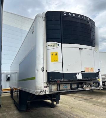 Lot 15 - 2010 Gray & Adams Tandem Axle Fridge Trailer