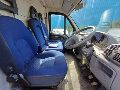 Lot 15 - 2007 Peugeot Boxer 350 LX LWB HDi Van Euro 4