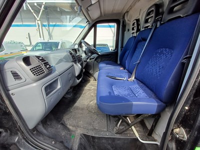 Lot 15 - 2007 Peugeot Boxer 350 LX LWB HDi Van Euro 4