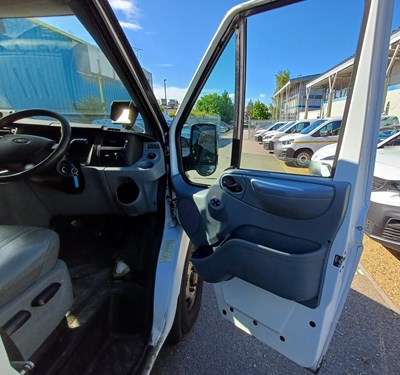 Lot 7 - 2013 Ford Transit 100 T350 RWD Panel Van Euro 5b