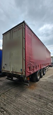Lot 62 - 2008 Lawrence David Pillarless Tautliner Trailer