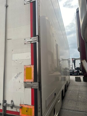 Lot 39 - 2010 Gray & Adams Insulated Double Deck Box Trailer