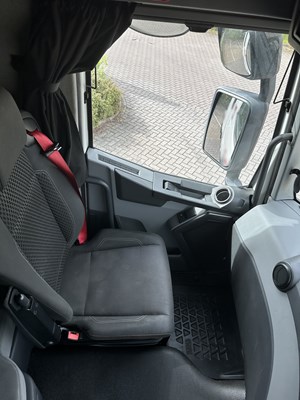 Lot 2 - 2017 (66 Plate) Renault T Trucks Tractor Unit Euro 6