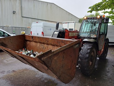 Lot 24 - 2011 Manitou MT732 Telehandler