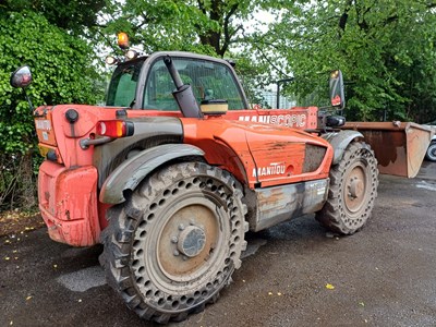 Lot 24 - 2011 Manitou MT732 Telehandler