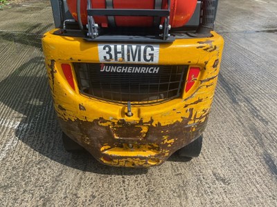 Lot 17 - Jungheinrich 3HMG Gas Forklift