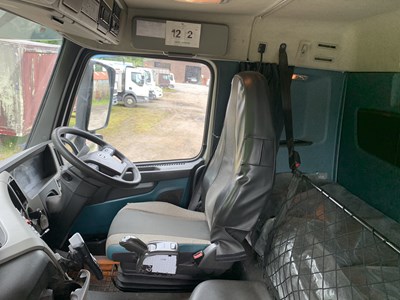 Lot 9 - 2015 (65 plate) Volvo FM 460 6X2 MID LIFT Euro 6