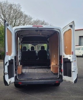 Lot 21 - 2015 Ford Transit 290 Panel Van Euro 5 NON RUNNER