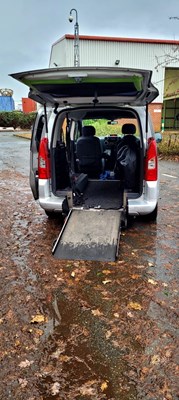 Lot 34 - 2010 Peugeot Partner Tepee S HDI 75 Wheelchair Access Vehicle with Electric Winch Euro 4