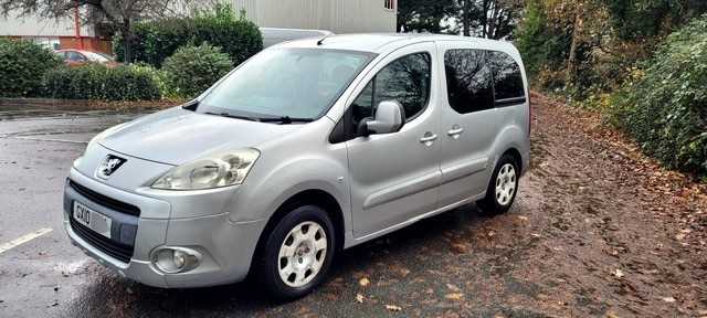 Lot 34 - 2010 Peugeot Partner Tepee S HDI 75 Wheelchair Access Vehicle with Electric Winch Euro 4