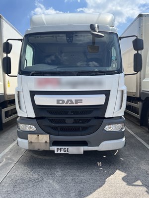 Lot 17 - 2017 (66 Plate) DAF LF 250 FA Rigid Curtainside with Tail-lift Euro 6