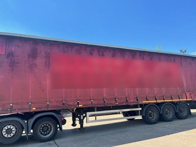 Lot 25 - 2010 Montracon Curtainside Trailer With Barn Doors