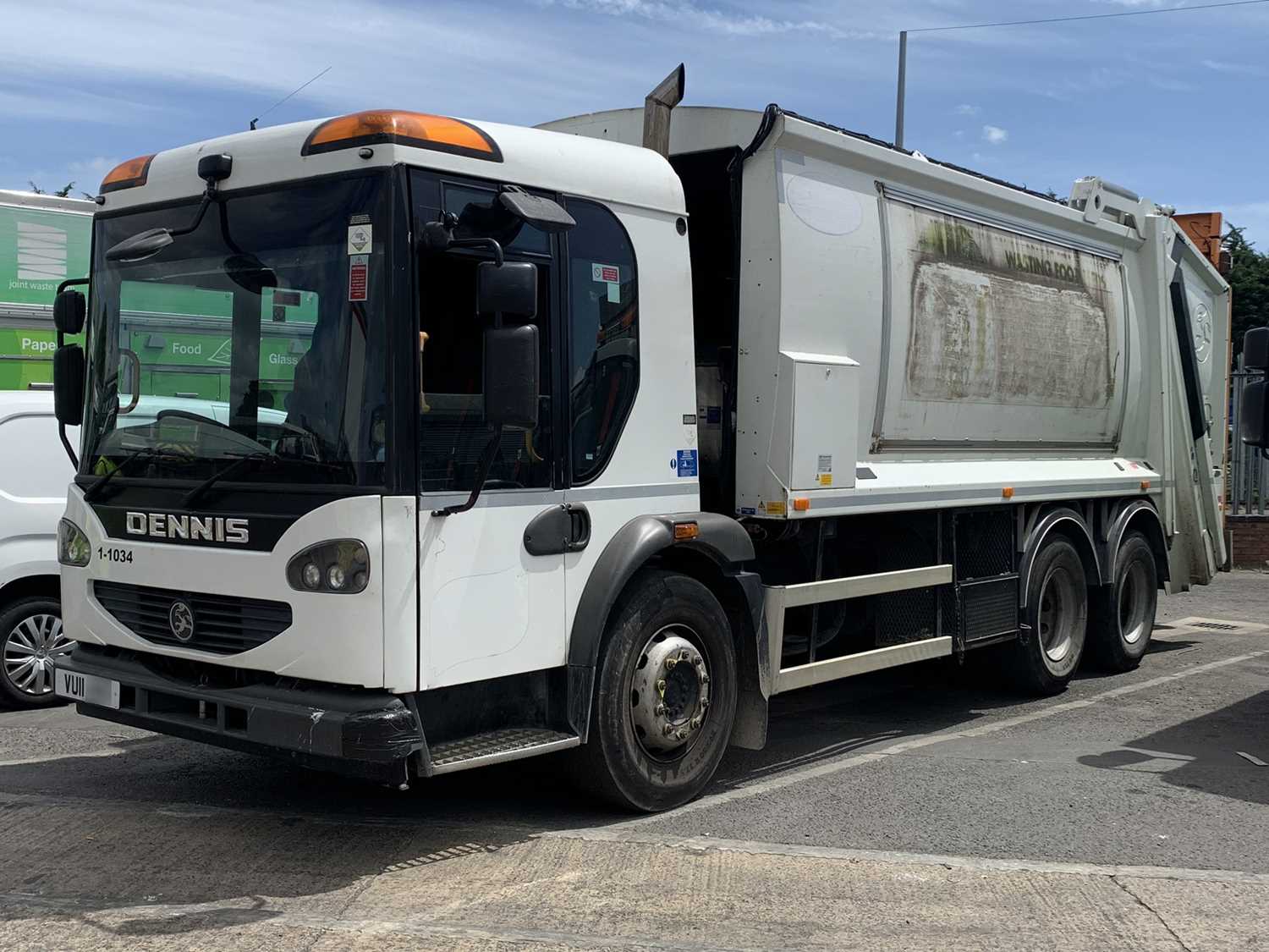 Lot 28 - 2011 Dennis Eagle Elite 2 6x4 Refuse