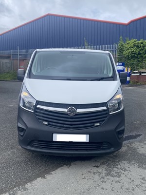 Lot 3 - 2019 Vauxhall Vivaro Bi-turbo CDTI Crew Van Euro 6