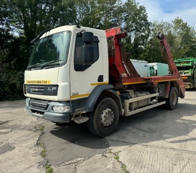 Lot 72 - 2011 (61 plate) Leyland DAF FA LF55.220 18 Skip Loader Euro 5