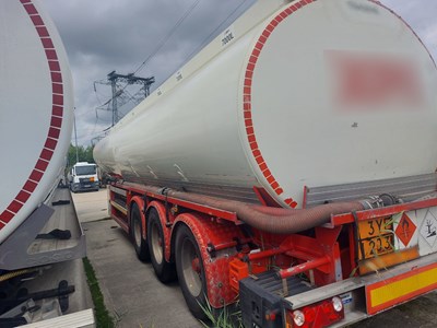 Lot 1 - 2015 LAG Fuel Tanker