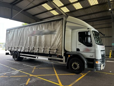 Lot 32 - 2017 (66 plate) DAF LF 250 Rigid Curtain-Sider Euro 6