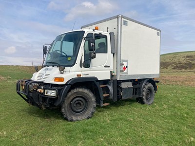 Lot 110 - 2004 Mercedes-Benz Unimog U300 Euro 3