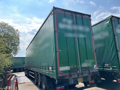 Lot 30 - 2016 SDC Curtainside Trailer