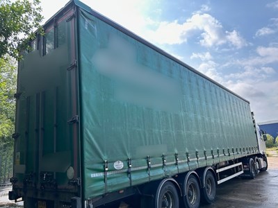 Lot 31 - 2016 SDC Curtainside Trailer