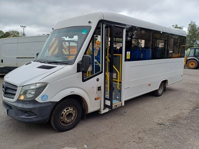 Lot 10 - 2015 Mercedes Sprinter 513 CDI Minibus Euro 5